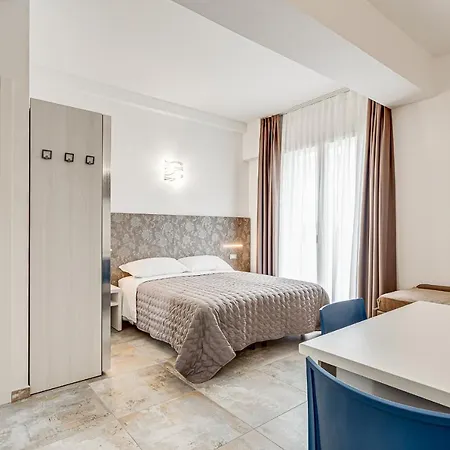 Belturismo Hotel *
