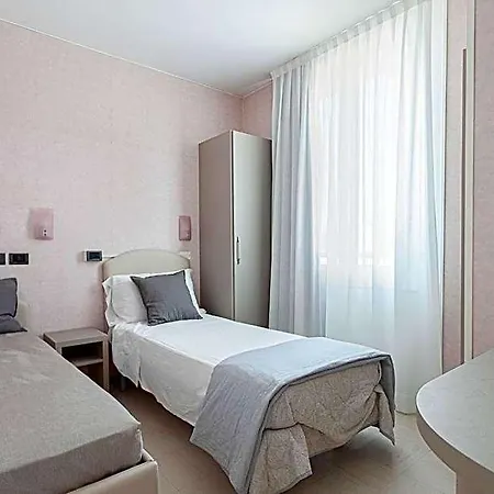 Belturismo Hotel *