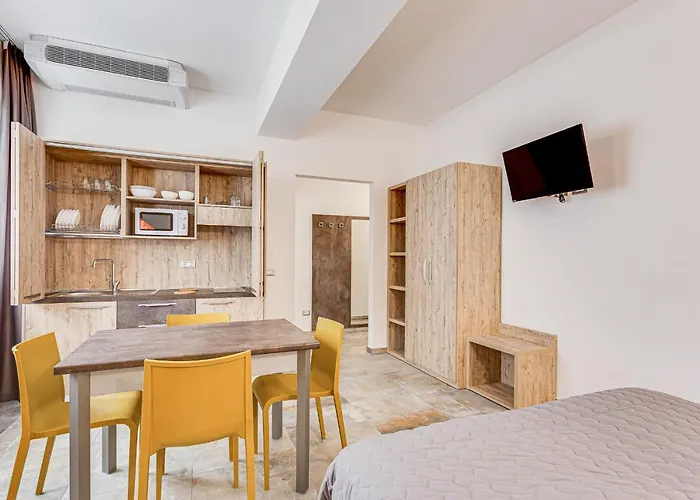 Belturismo Hotel *